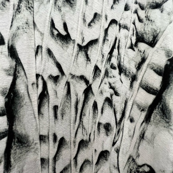 HELMUT LANG Deep Twist Strata Print Jersey Dress - Picture 11 of 11